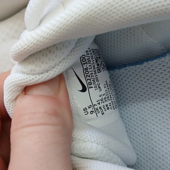 NWT Nike Revolution 7 Women's Road Running Shoes ,White-Size 9.5 - Picture 6 of 7